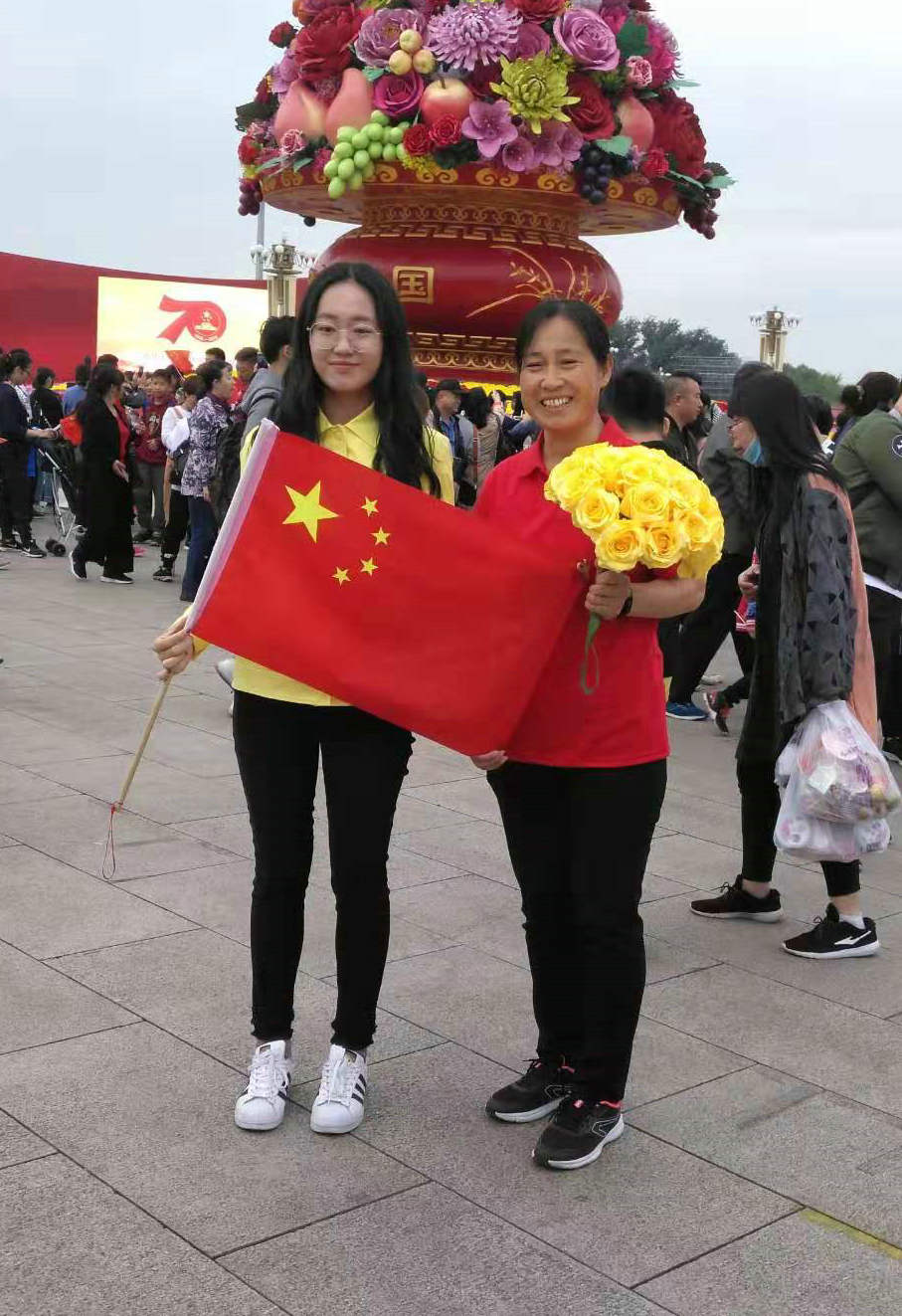國慶游行的三個“首次”——區人大代表龍山街道迎賓路社區劉建春.jpg